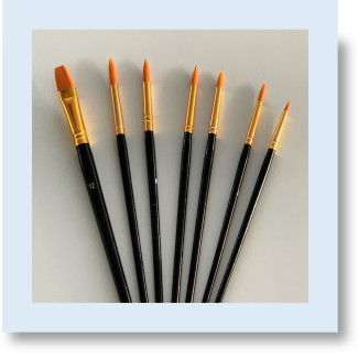 Ecsetkészlet - Kerek hegyes ecsetek, lapos ecsettel - 7 db-os készlet