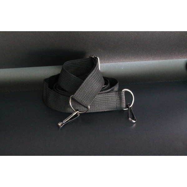 A3 - CIPZÁRAS, ESŐÁLLÓ TÁSKA - ARANY FELIRATTAL-BIANYO